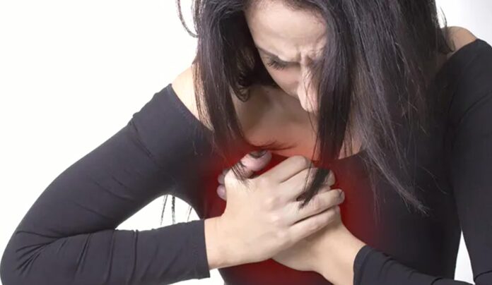 Heart Attack Warning: 9 Symptoms That Appear a Month Before