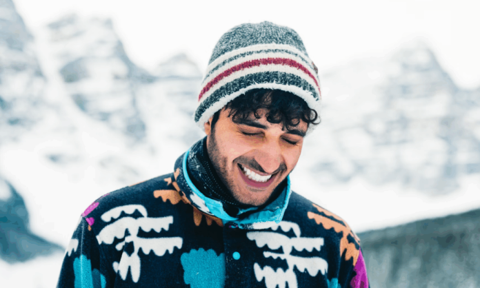 I Saw A Little Boy Crying On The School Bus—When I Noticed His Hands, I Immediately Stepped In