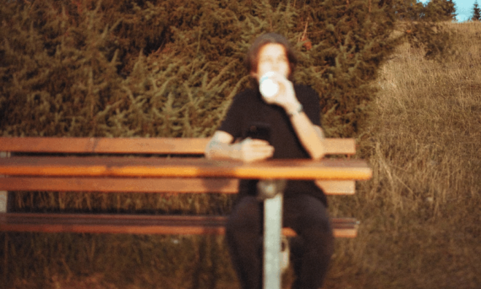 I Agreed To Be A Surrogate For My Sister And Her Husband—But Their Reaction In The Delivery Room Left Me Stunned