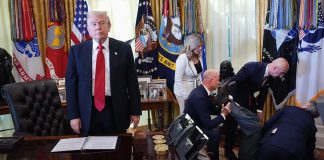 People losing it at Trump’s reaction as White House attendee collapses
