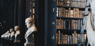 She Begged At His Gate For A Job—The Birthmark On Her Neck Unlocked A Billion-Dollar Secret