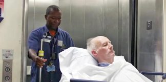 Patient transporter goes viral after singing for patients