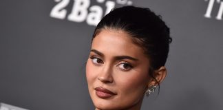 Kylie Jenner’s dress causes a stir online