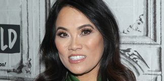 Dr. Pimple Popper star rushed to hospital after suffering stroke while filming